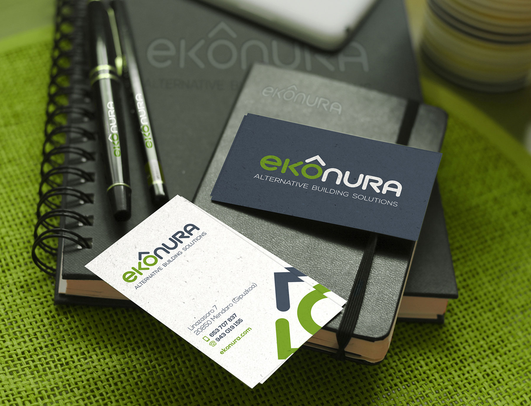 Identidad corporativa tarjetas, bolígrafos, agendas Ekonura